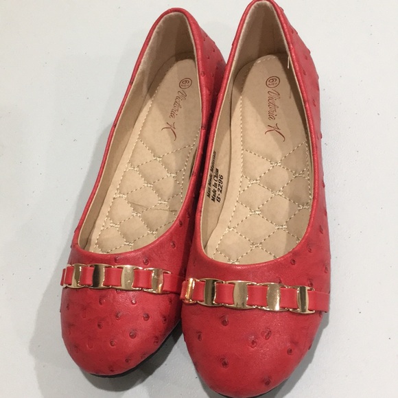 Red faux ostrich ballet flats by Victoria K, S 6.5 - Picture 8 of 8